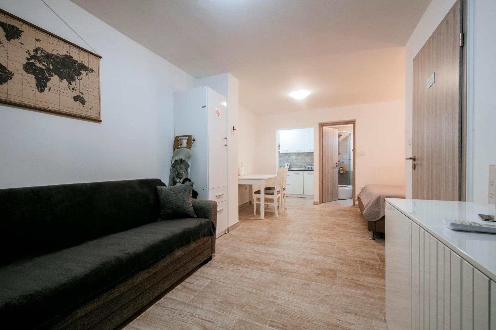 Apartmani Ema Zadar Exterior foto